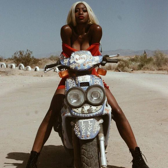 Meet your Posher, Kerian - Picture 1 of 1